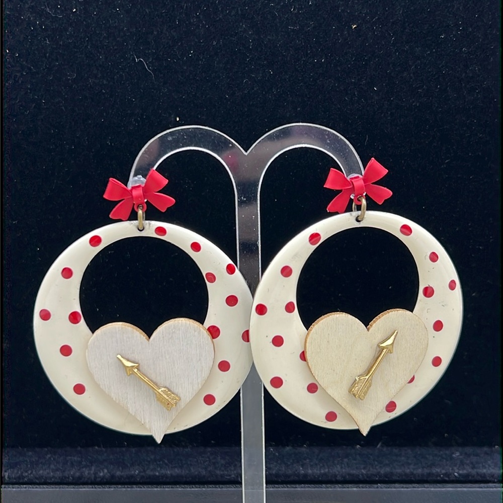 👑Adorned Crown Jewelry assemblage valentines Cupid retro heart earrings